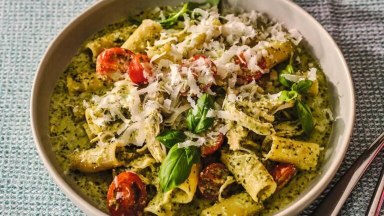 Poppy O'Tooles kyllingpesto-pasta slow cooker-oppskrift