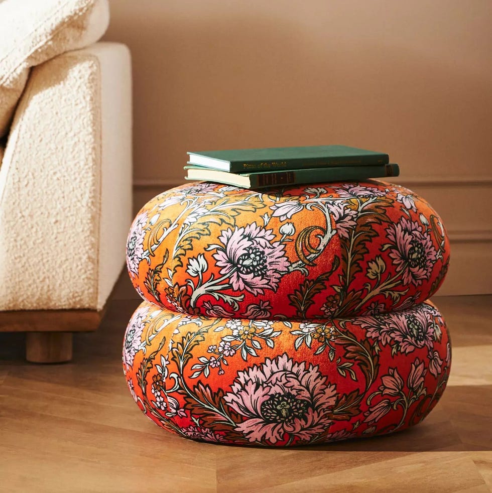 Jylin Velvet Muntz Ottoman
