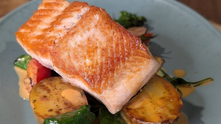 Kevin Dundons sauterte fisk med en kremet koreansk saus: I dag
