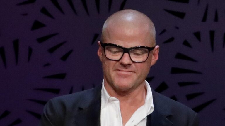 Heston Blumenthal sier det er "for tidlig" Ã¥ se The Bear