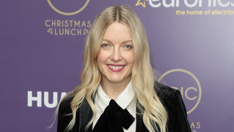 Lauren Laverne gitt 'alt klart' etter kreftdiagnose