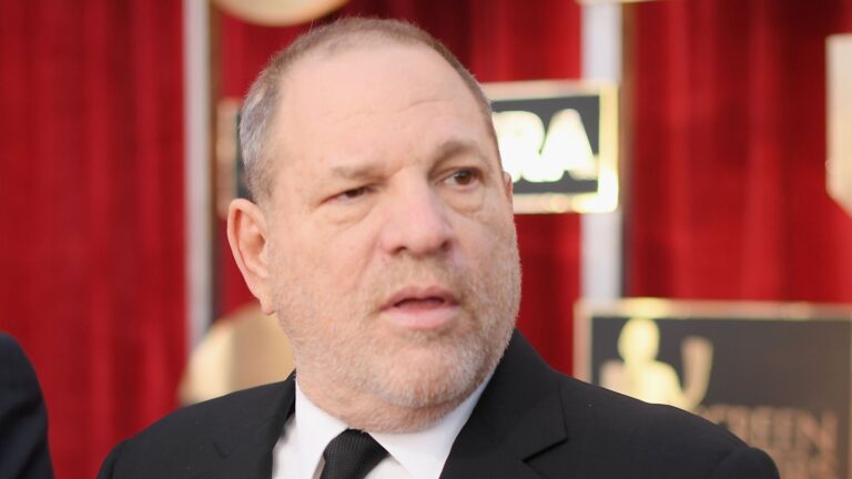 Harvey Weinstein i rettskrav over medisinsk behandling og hygiene i fengsel