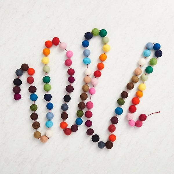 Regnbuefilt Pom Garland