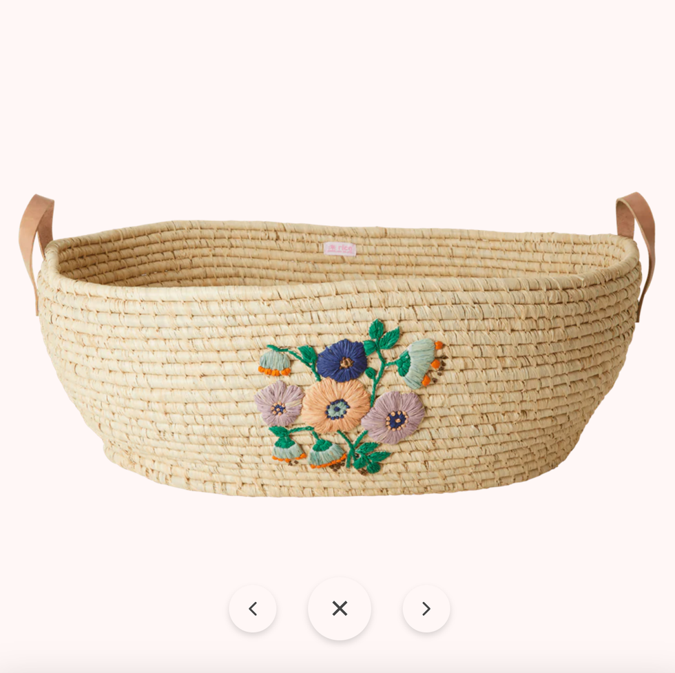 Raffia Big Oval Basket Raffia Big Oval Basket