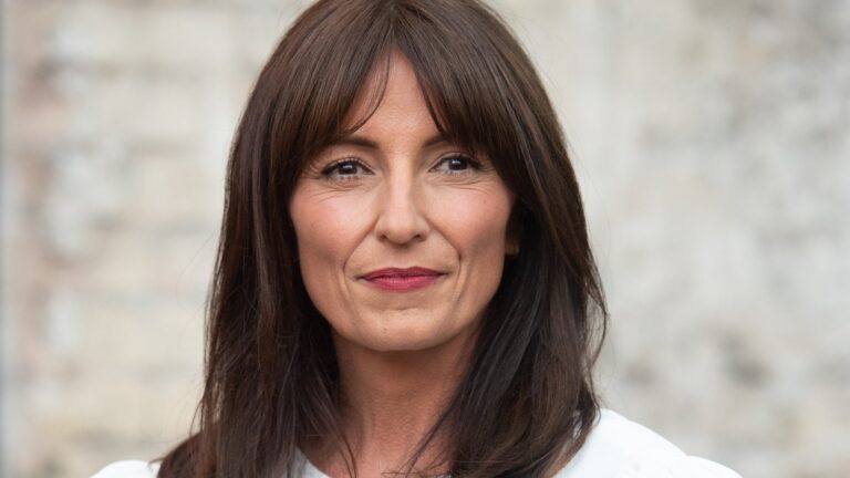 Davina McCall sier at hun er "pÃ¥ bedringen" og "virkelig heldig" i takkeinnlegget