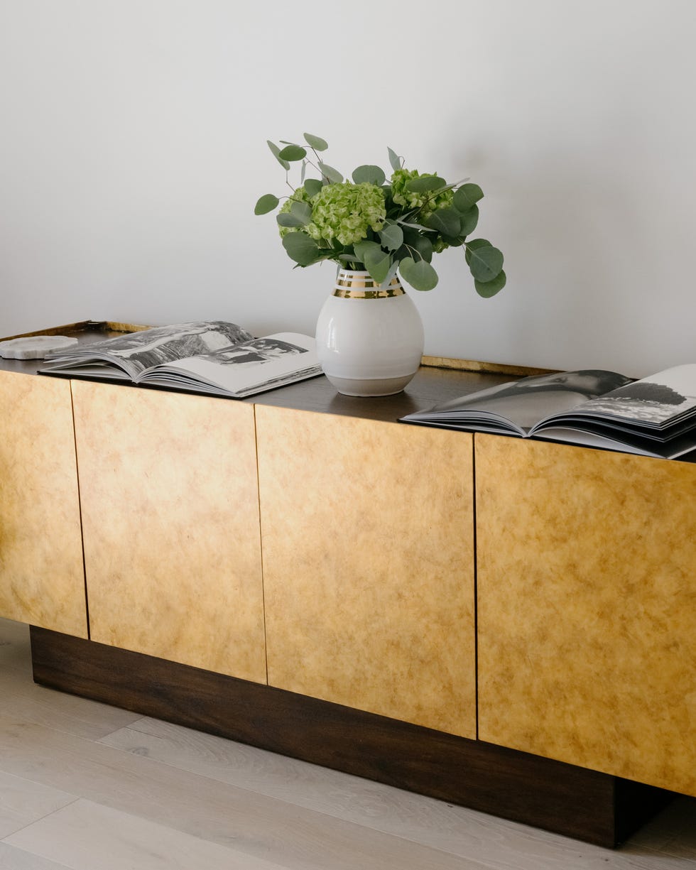 credenza