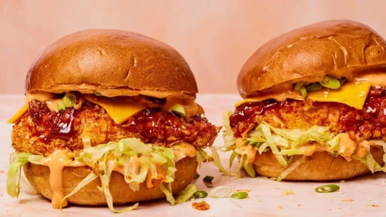 Gochujang sprÃ¸ BBQ kylling burger oppskrift