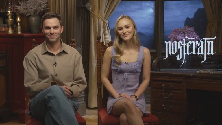 Nosferatu-stjernen Nicholas Hoult sier at Lily-Rose Depp ville "unnslippe kroppen hennes" i scener