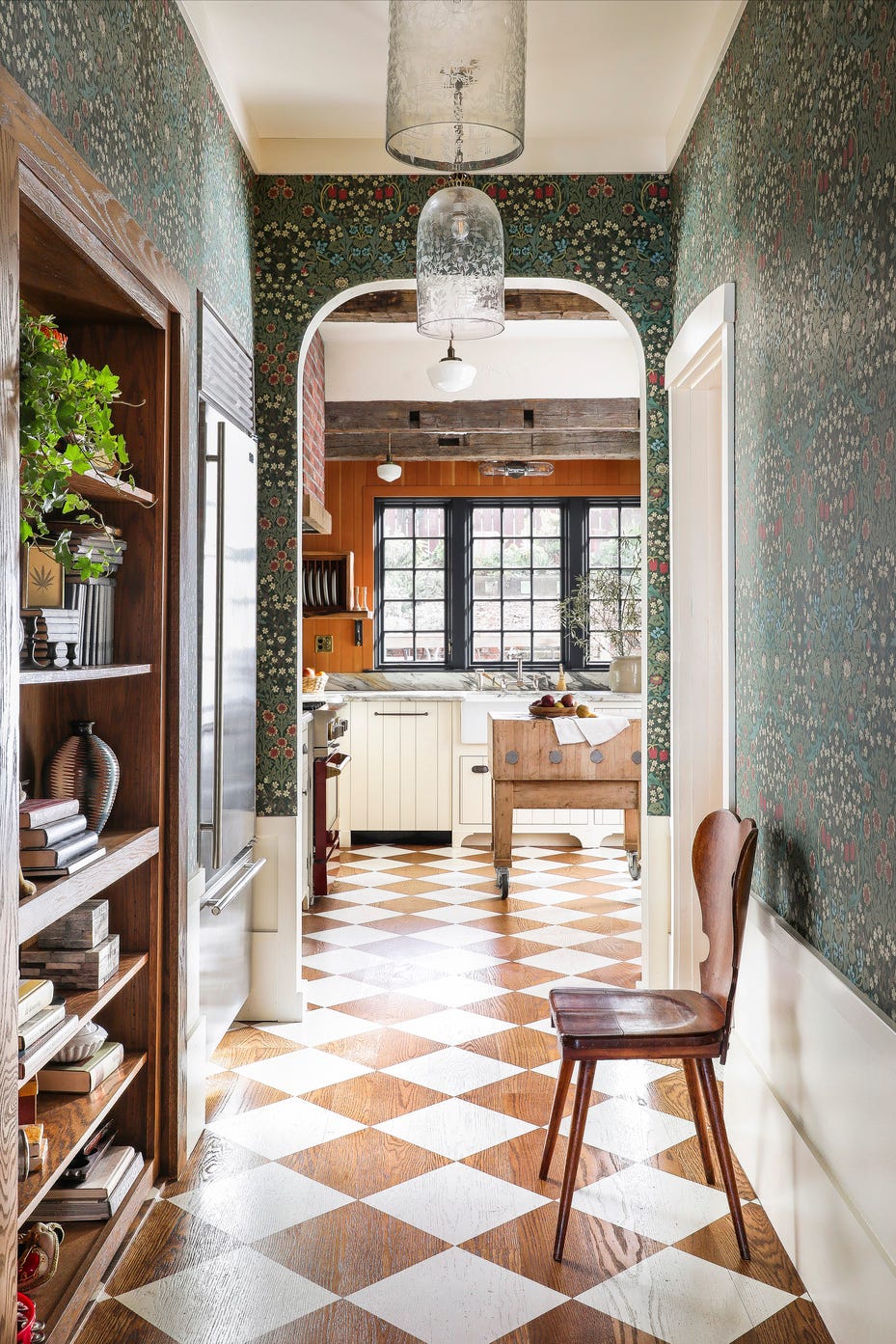 pantry hall tregulv malt sjakkbrett hvit koble de to mellomrommene for å holde dem følelsen kontinuerlig tapet william morris, saks vindusanheng barry dixon for arteriors utgått stol vintage, gjennom elsie grønn pantry hall tregulv malt sjakkbrett hvit koble de to mellomrommene for å holde dem følelsen kontinuerlig tapet william morris, saks vindusanheng barry dixon for arteriors utgått stol vintage, gjennom elsie grønn