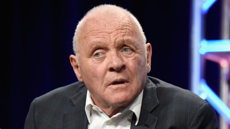 Anthony Hopkins blant stjerner for Ã¥ miste hjem i LA-branner