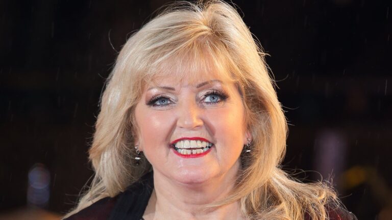 Linda Nolan begravelse: 'Alle er velkomne'