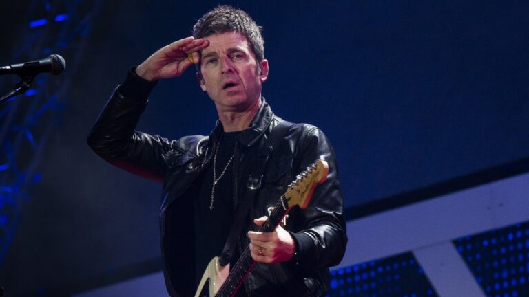 Noel Gallagher slutter seg til supergruppen ledet av sÃ¸nnen til Ringo Starr