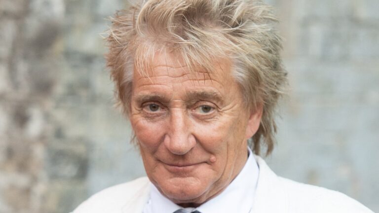 Rod Stewart feirer 80-Ã¥rsdagen sin med familien