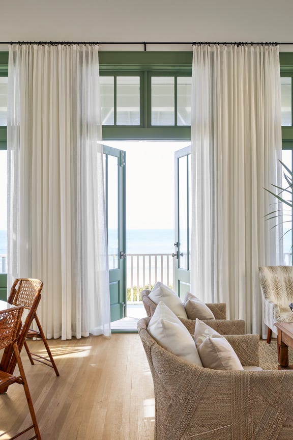 Oceanfront Home in Rosemary Beach, Florida designet av Ashley Gilbreath Interior Design Oceanfront Home in Rosemary Beach, Florida designet av Ashley Gilbreath Interior Design