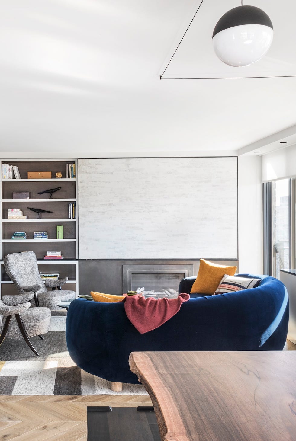 Rom, interiørdesign, hvit, eiendom, møbler, bygning, tak, stue, hus, gulv, 