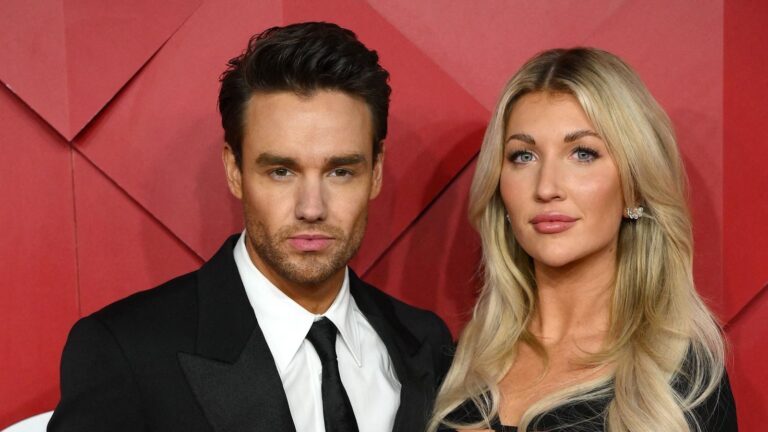 Liam Paynes kjÃ¦reste Kate Cassidy sier at hans dÃ¸d 'fremdeles ikke fÃ¸ler seg helt ekte'