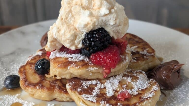 Garys pannekaker med Vanilla Bean Cream: I dag
