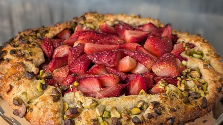 Shane's Strawberry and Pistachio Galette: I dag