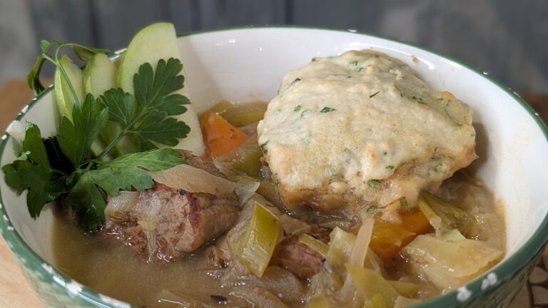 Wade's Pork and Apple Stew with Herb Dumplings: I dag