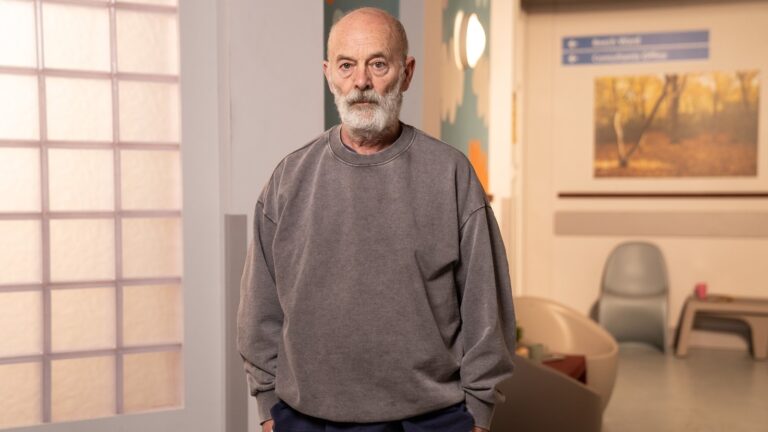 EastEnders Ã¸nsker Keith Allen velkommen til Phils mentale helsehistorie