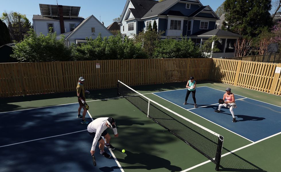 Pickleball bølger i popularitet over hele Amerika