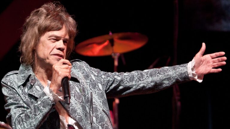 New York Dolls -sanger David Johansen dÃ¸r 75 Ã¥r gammel