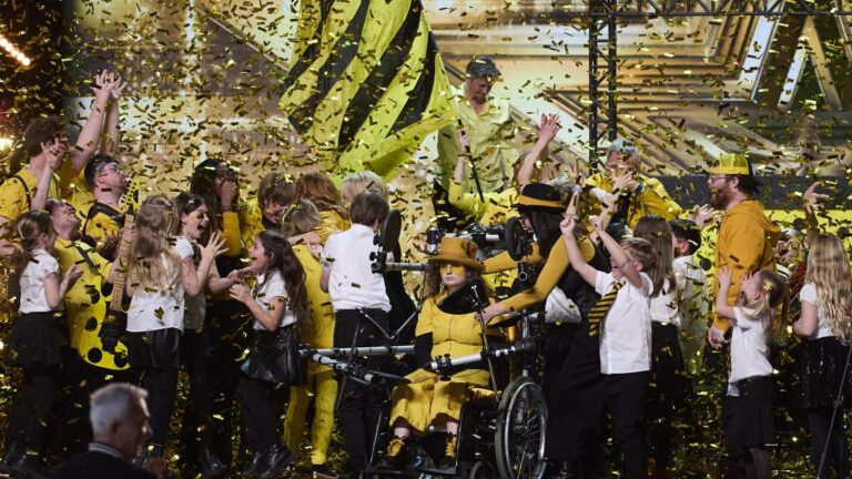 Simon Cowell tar en annen BGT -gylden summer for NeuroDivergent Group