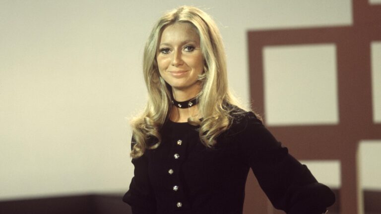 Irish Eurovision Star Clodagh Rodgers Dies, 78 Ã¥r gammel
