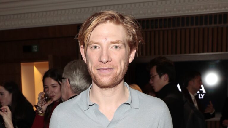 Domhnall Gleeson blir med Mara Sisters i Irland-filmed film