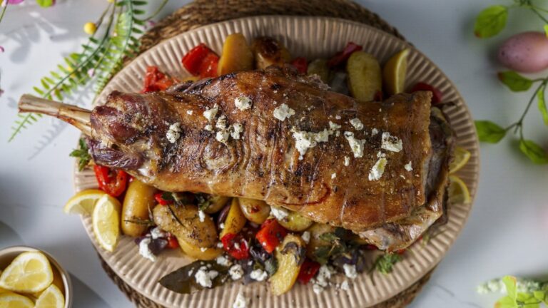 Donal's Festival Kitchen: Lamb Kleftiko for pÃ¥ske