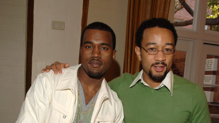 John Legend bemner "Devolution" av Kanye West