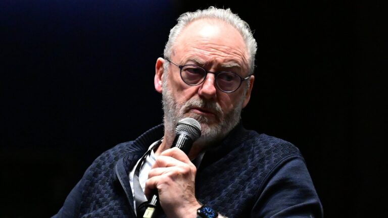 Skuespiller Liam Cunningham pÃ¥ Gaza: 'Verden kan ikke stÃ¥ ved og la dette fortsette'