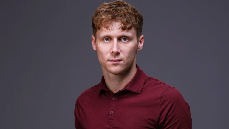 EastEnders -stjernen suspendert av BBC etter funksjonshemmede slur pÃ¥ strengt sett