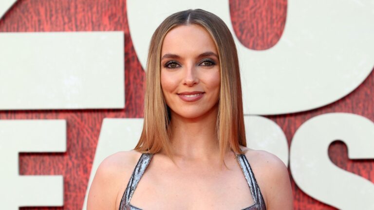 Jodie Comer sier at det Ã¥ bli ledet av Danny Boyle i 28 Ã¥r senere var en "skikkelig drÃ¸m"