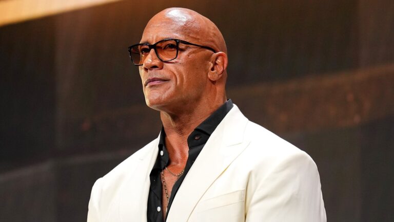 Dwayne 'The Rock' Johnson hyller 'Childhood Hero' Hulk Hogan