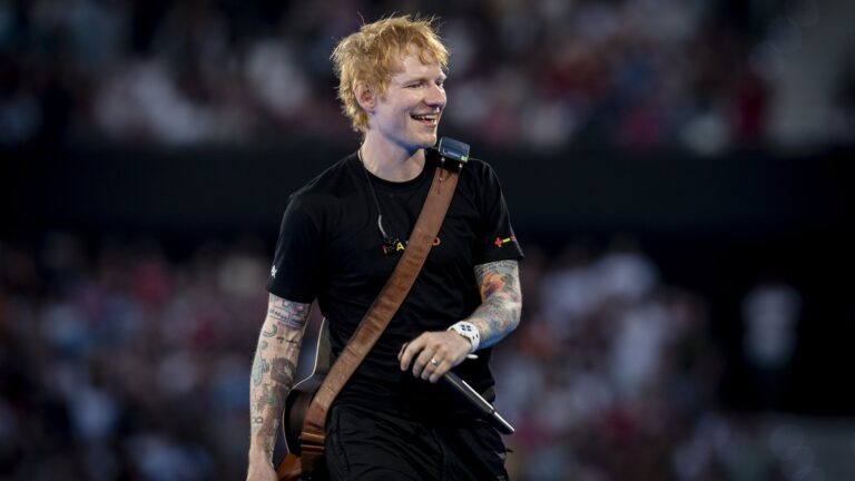 Ed Sheeran -fans fra hele verdenskÃ¸en over natten for Homecoming -konsert