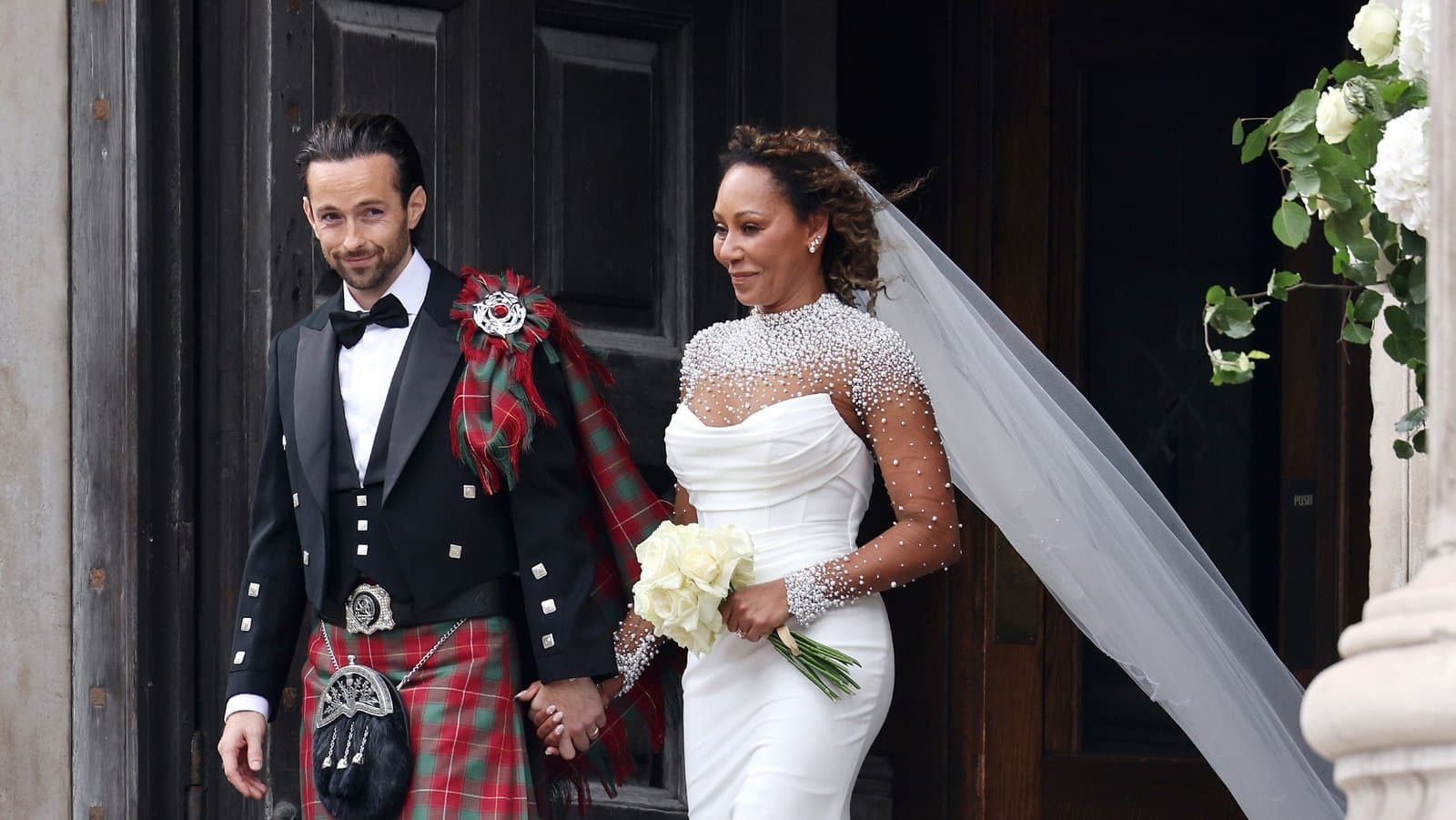 Spice Girl Mel B feirer ekteskap med 'åndelig' seremoni i Marokko