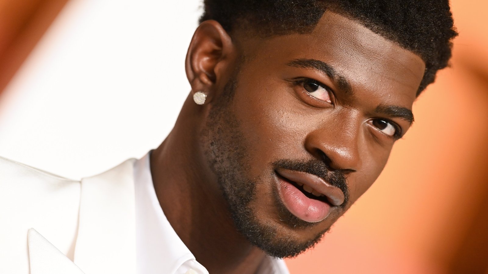 Lil Nas X pÃ¥beroper seg ikke skyldig i overgrep