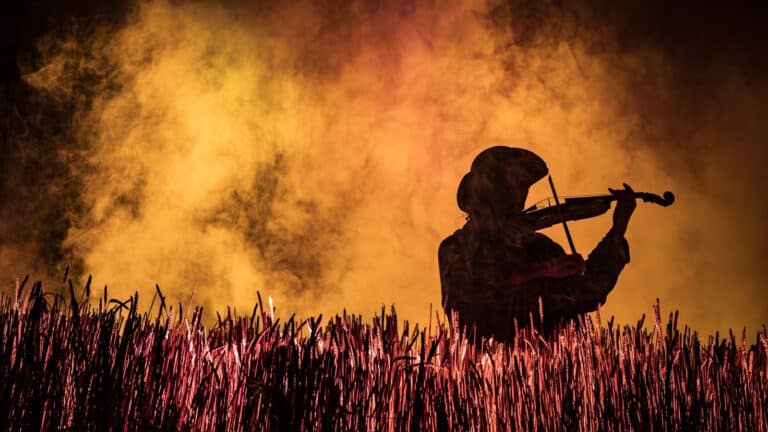 Fiddler pÃ¥ taket: 'Det er et mesterverk!'