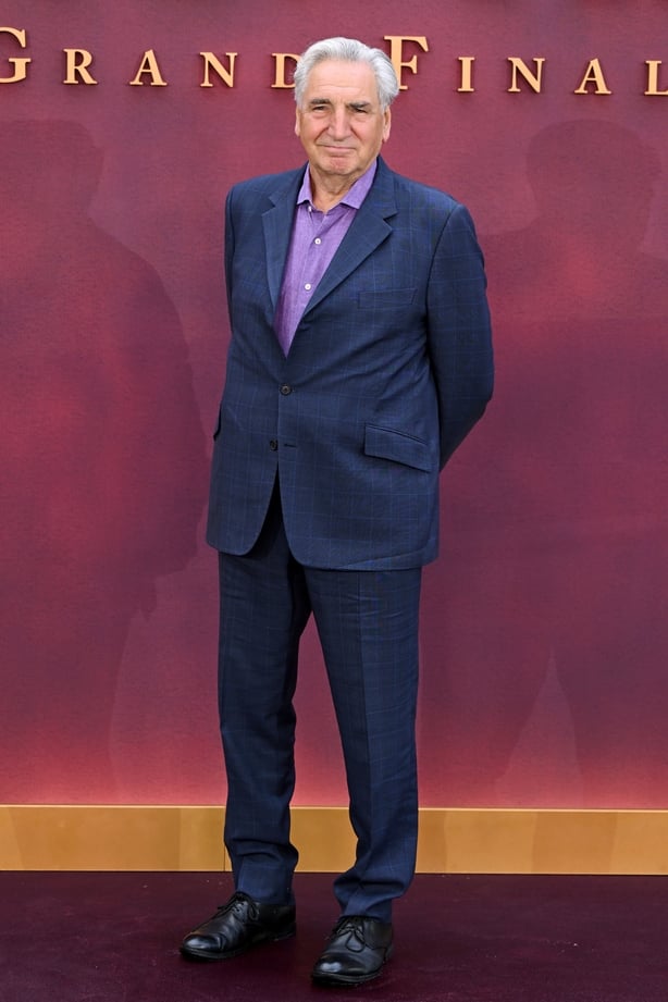 Jim Carter deltar pÃ¥ Downton Abbey: The Grand Finale World Premiere pÃ¥ Odeon Luxe Leicester Square 3. september 2025 i London