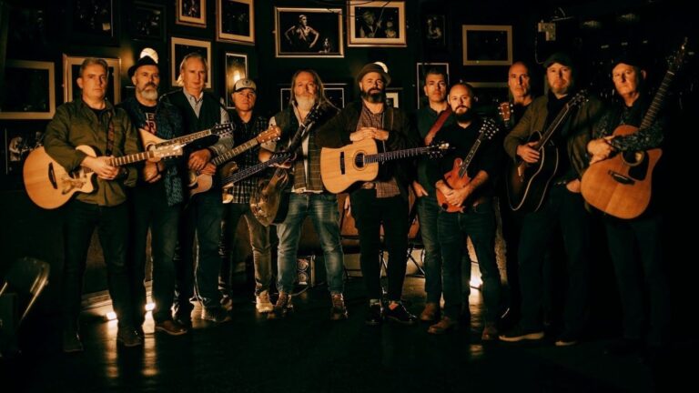 Bak musikken - White Horse Guitar Club