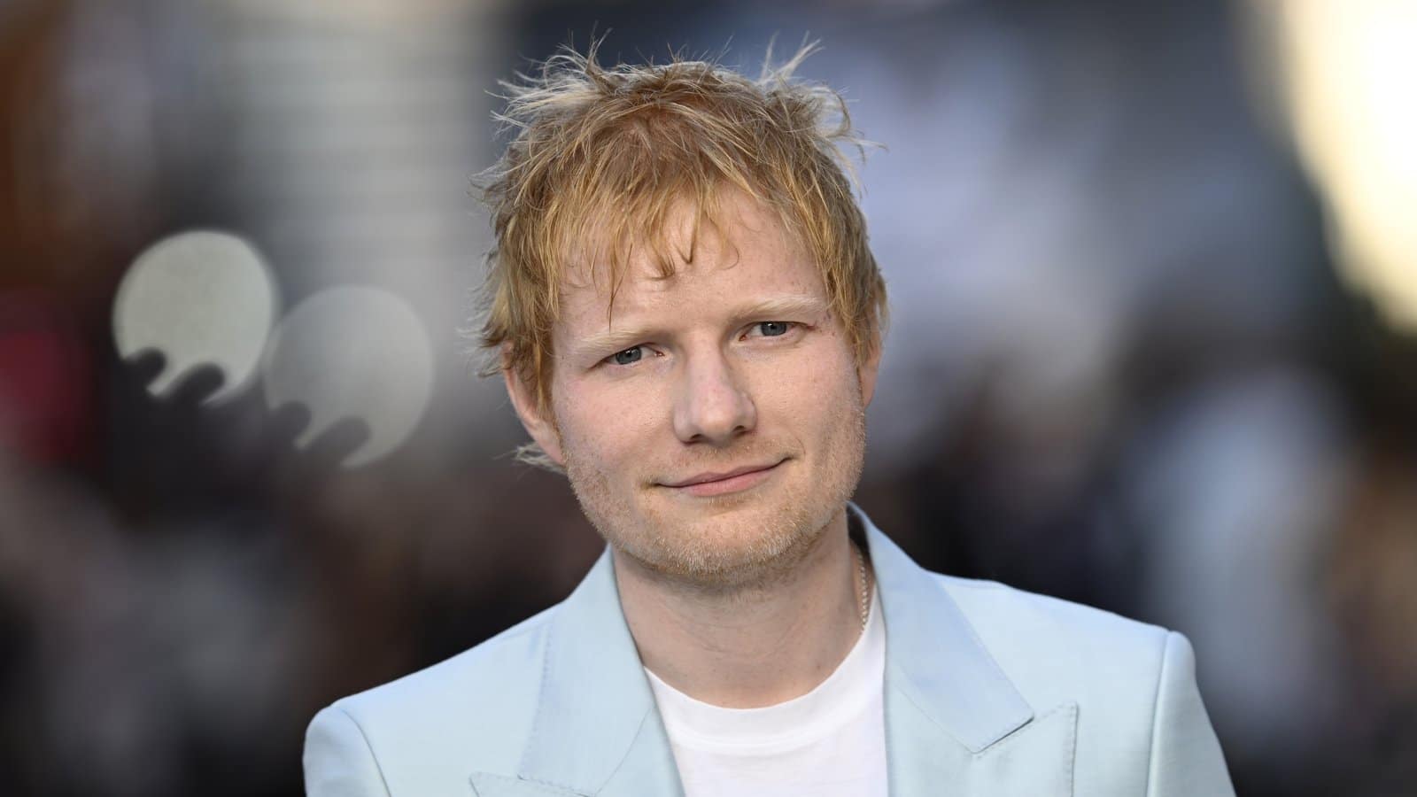 Sanger Ed Sheeran avslører at han er 'i ferd med å flytte til Amerika'