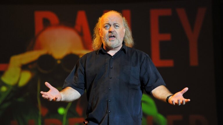 'Jeg skulle bare Ã¸nske at mamma kunne se det': Bill Bailey pÃ¥ Ã¥ gjÃ¸re Proms -debuten