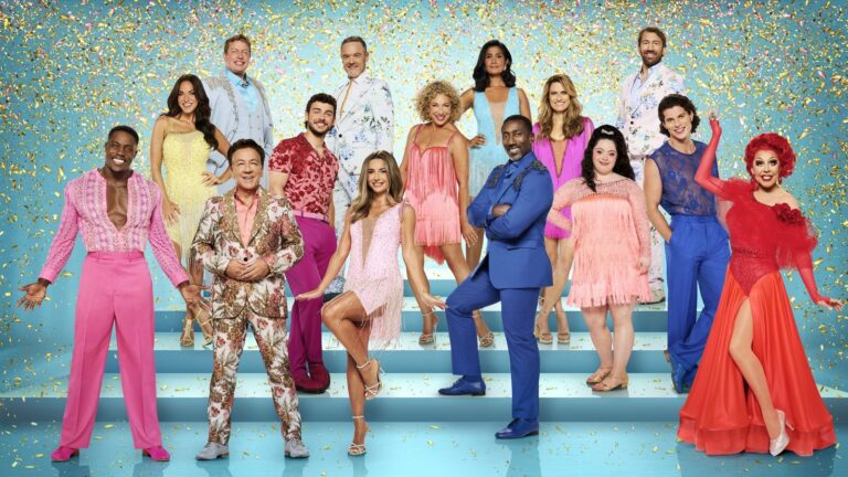 FÃ¸rste offisielle bilde av New Strictly Come Dancing -deltakere som ble utgitt