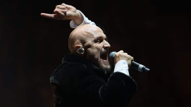 James -sangeren Tim Booth roper ut 'kynisk' bruk av sang av Tommy Robinson i video