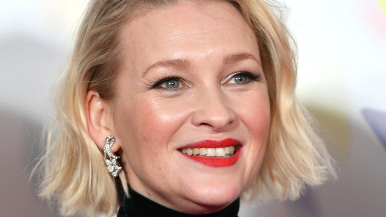 Joanna Page sier at hun ble "famlet" av TV -showverten