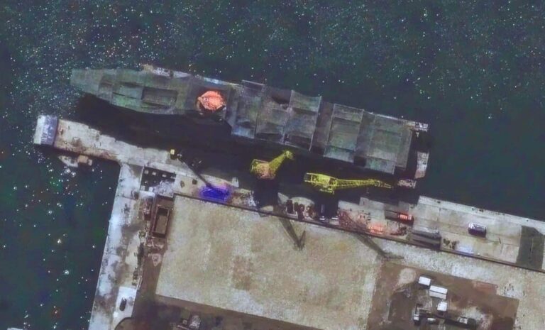 Lekket satellittbilder avslører Nord-Koreas største og farligste krigsskip — og det er mer avansert enn forventet