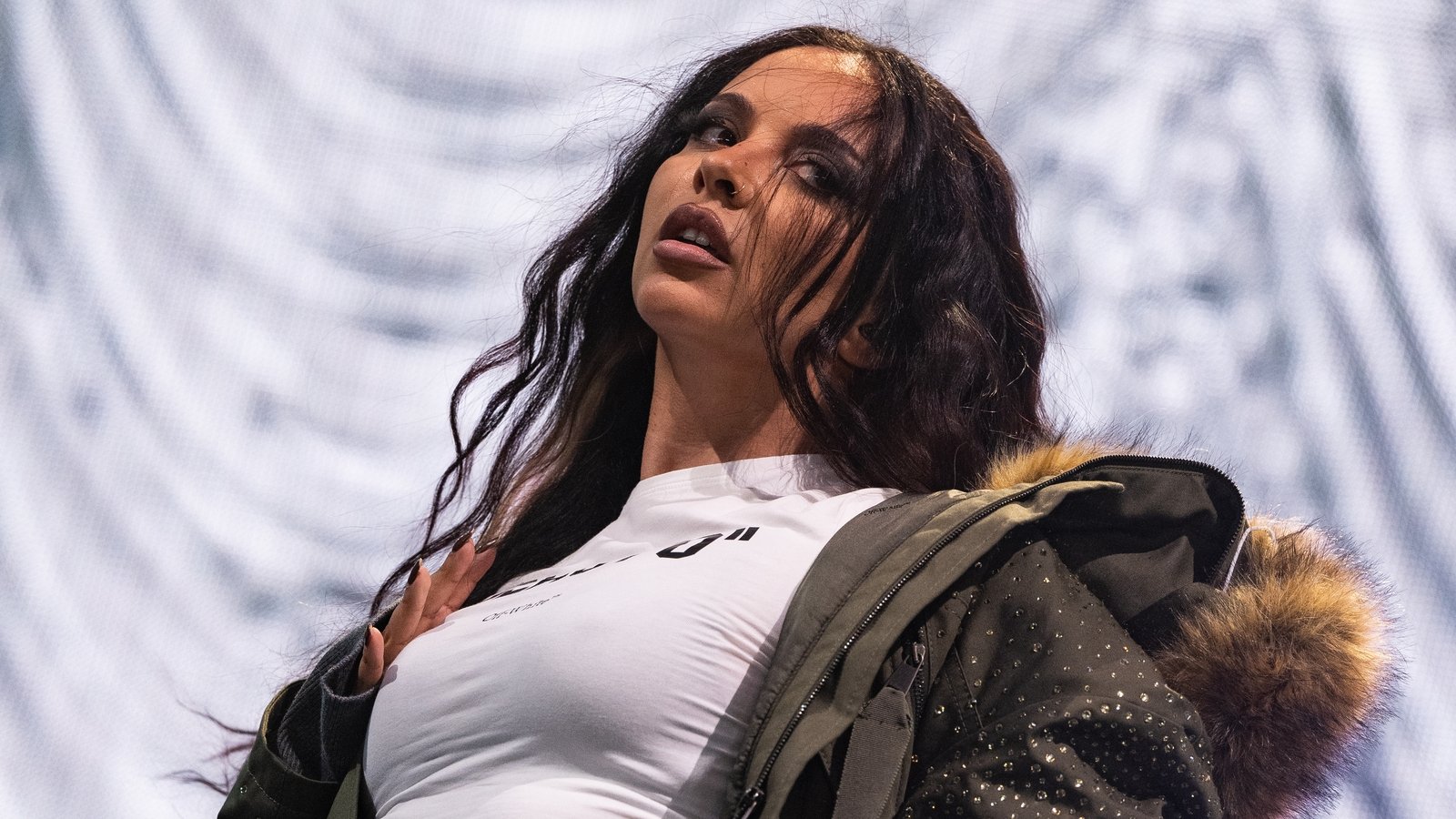 Jade sier at det Ã¥ spille Glastonbury var en "ut-av-kropp" -opplevelse