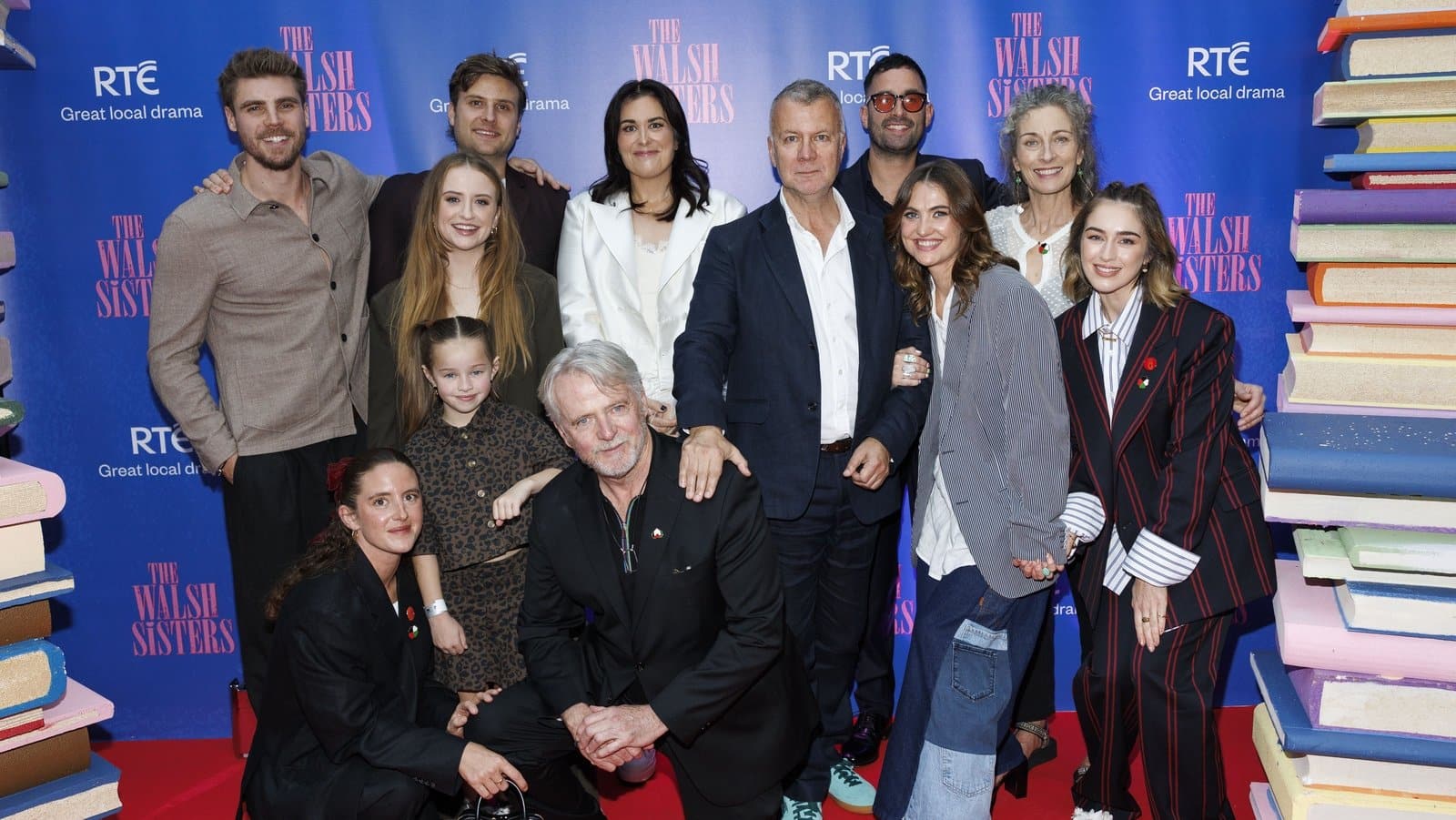 Rollebesetning av nytt RTé -drama The Walsh Sisters deltar på premiere i Dublin