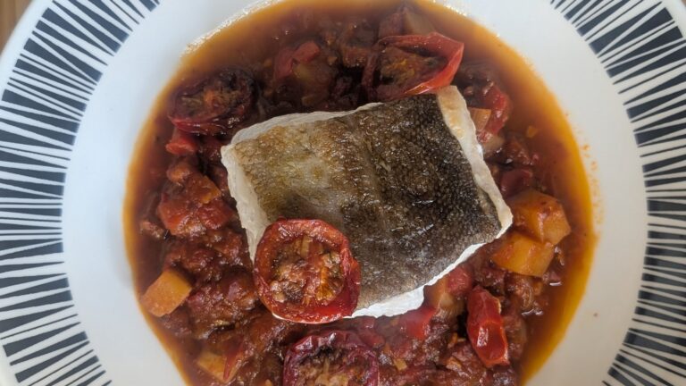 Mags Roches steke torsk med chorizo, tomat og rÃ¸d pepper: i dag